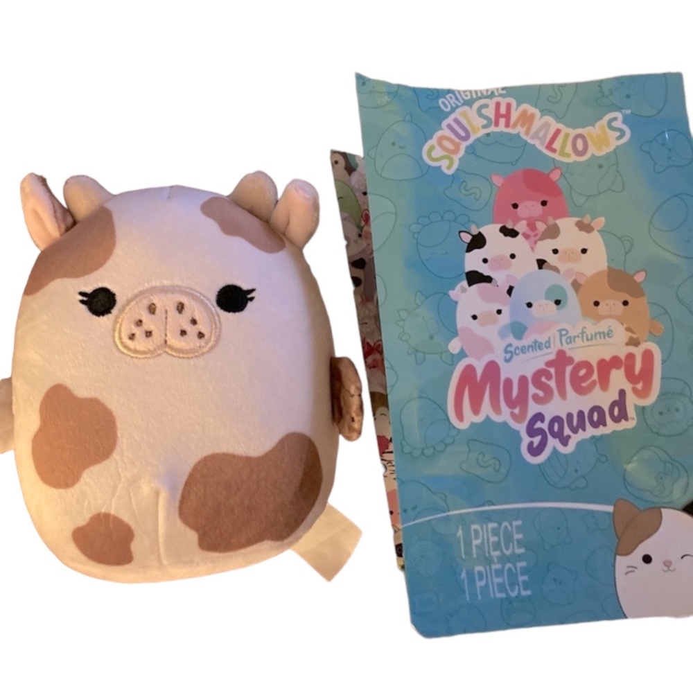 Squishmallow sea cow mystery squad 5” scented